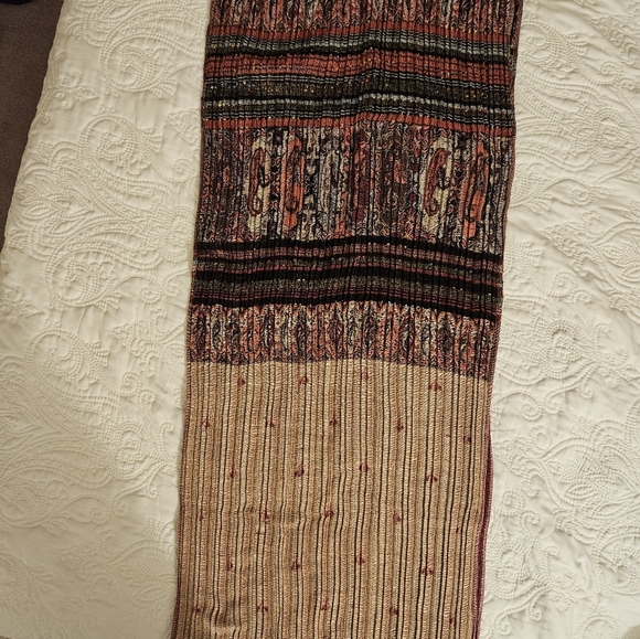 Scarf - Picture 5 of 5